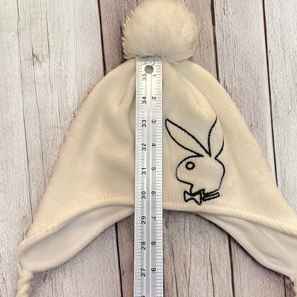 Playboy Women’s White with Black Logo Bunny Winter Hat Beanie - Picture 4 of 5